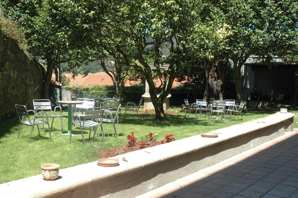 Albergue Roots & Boots Σαντιάγο ντε Κομποστέλα Εξωτερικό φωτογραφία