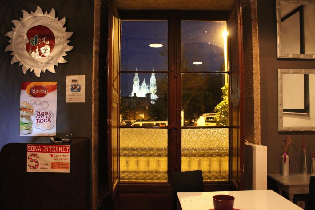 Albergue Roots & Boots Σαντιάγο ντε Κομποστέλα Δωμάτιο φωτογραφία